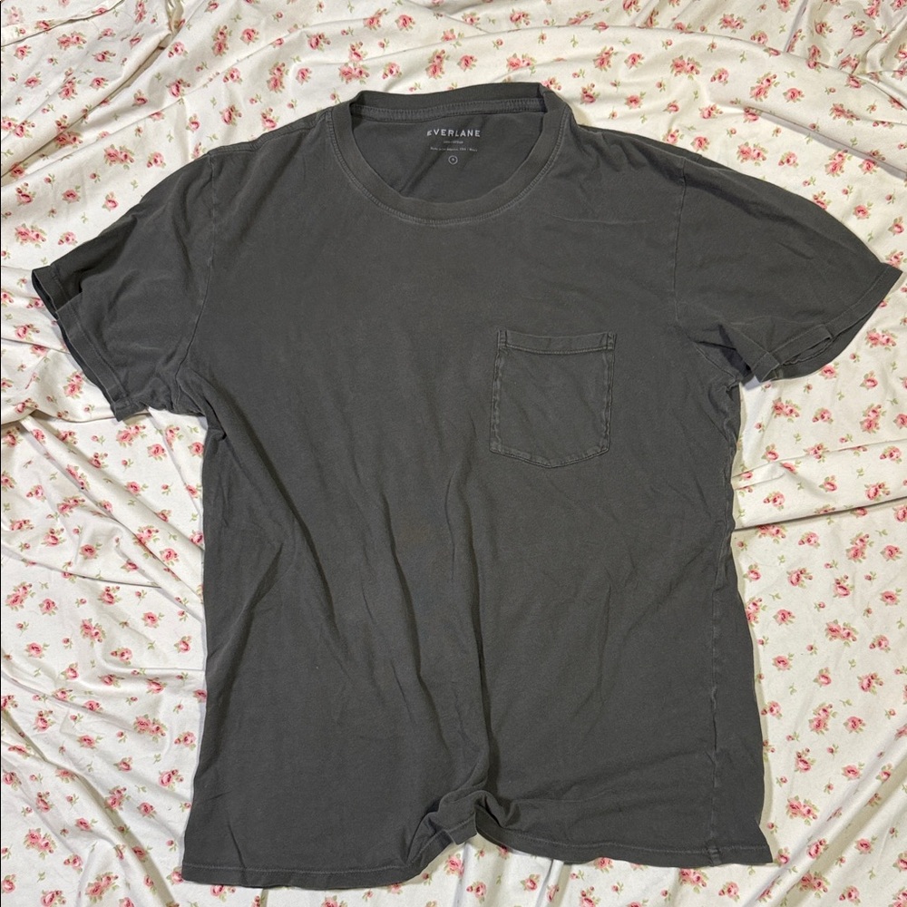 Everlane Men's Charcoal Pocket Tee
